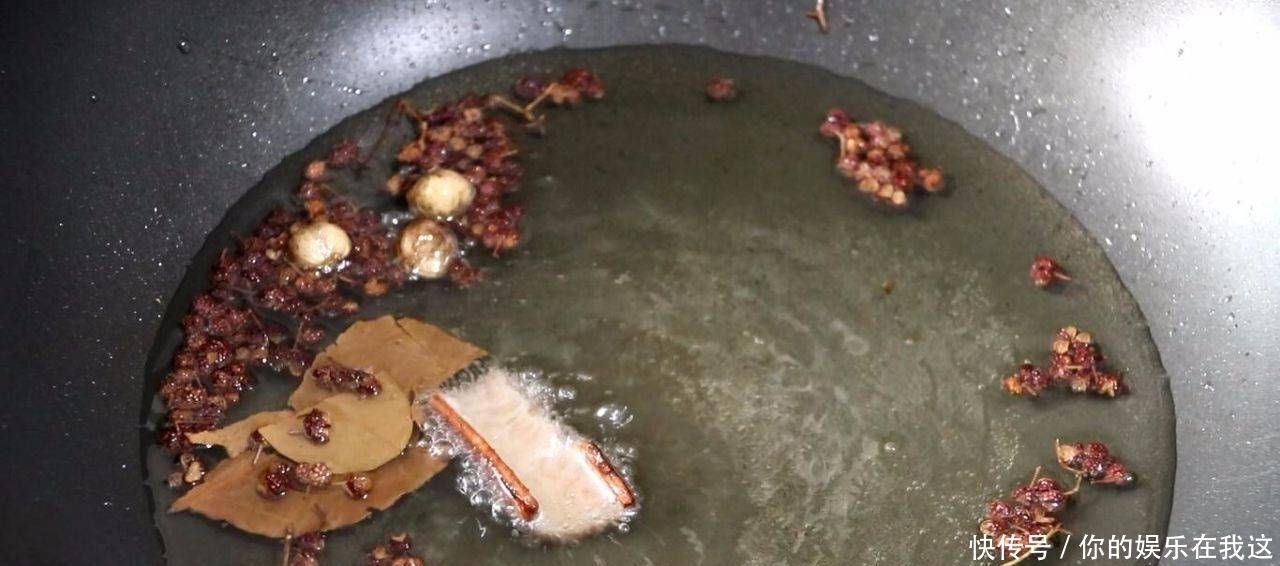 厨师|如何让蒜蓉辣椒酱变得美味？厨师教你一种新的吃法