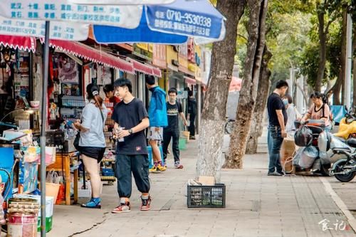 打包|天呐!让人专程驱车上百公里来打包的炸酱面,竟在襄城藏了24年!
