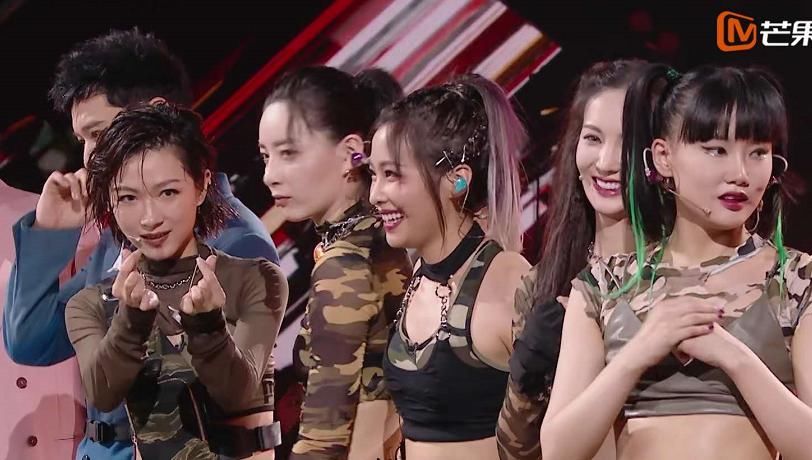  喜爱|《乘风破浪》开播至今，她是观众喜爱度最高的姐姐，拿了女主剧本