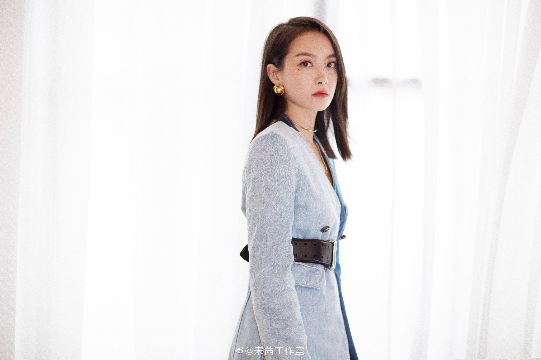 状态|女明星转型宋导师,宋茜唱跳再现女团范,状态吊打20岁的她了吧