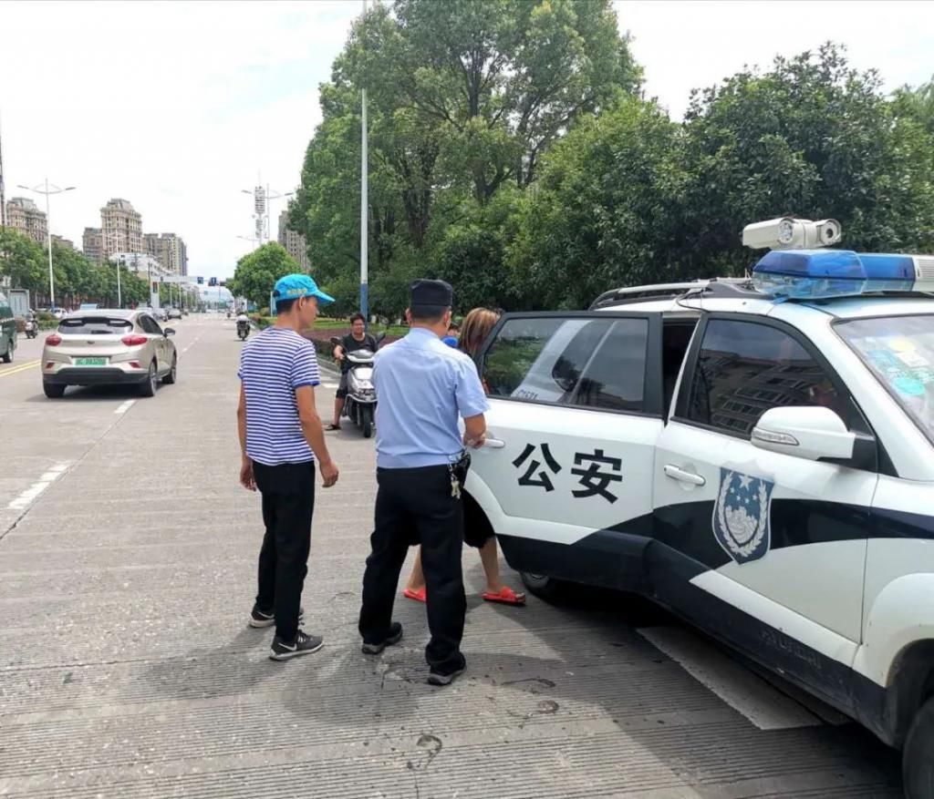  灵溪|灵溪一女子跳河……