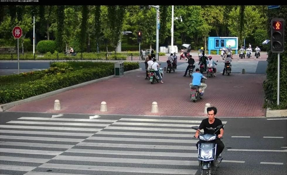 连名|30人!福州交警高清曝光!连名带照片