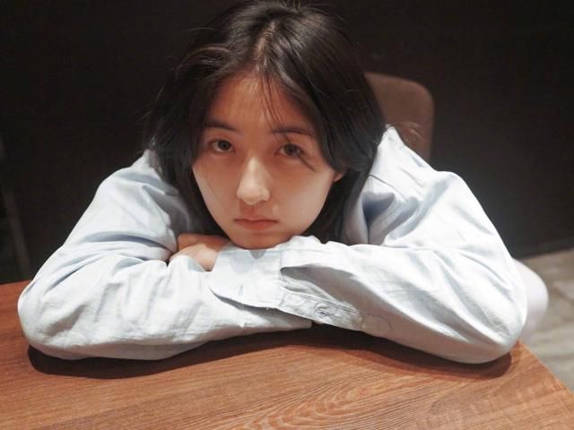  张子枫|《忘不了餐厅》复工，张子枫《姐姐》开机，黄景瑜又添新作？