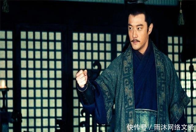 正是|大都督周瑜三分天下正是位高权重时,究竟为何突兀而死?