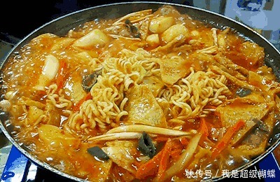  可不是|逼员工吃“死神辣条”，“辣条”英文可不是WeiLong或latiao哦