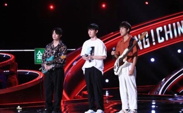  车轮|《2020中国好声音》上演史上最强车轮抢位战 意外频出导师感慨“步步惊心”