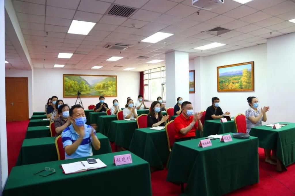 企业|京法巡回讲堂|听执行裁判法官为企业讲强制执行相关法律知识