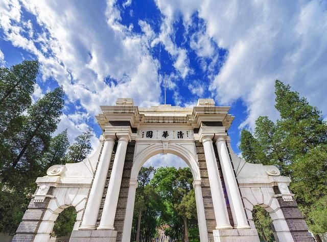 入清华大学|张晓勇：17岁考上清华，才华横溢，如今却月薪800当保安！