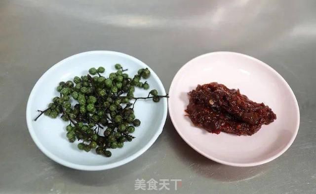 软弹|【健康美食】嫩滑鲜香,软弹不燥的水煮肉片~