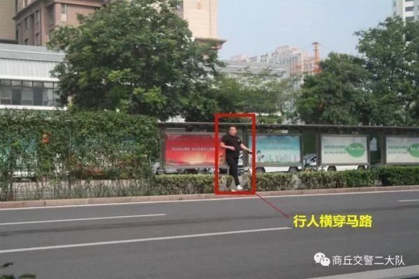 环境|看看都有那些人在破坏文明交通环境、你是否也在其中?