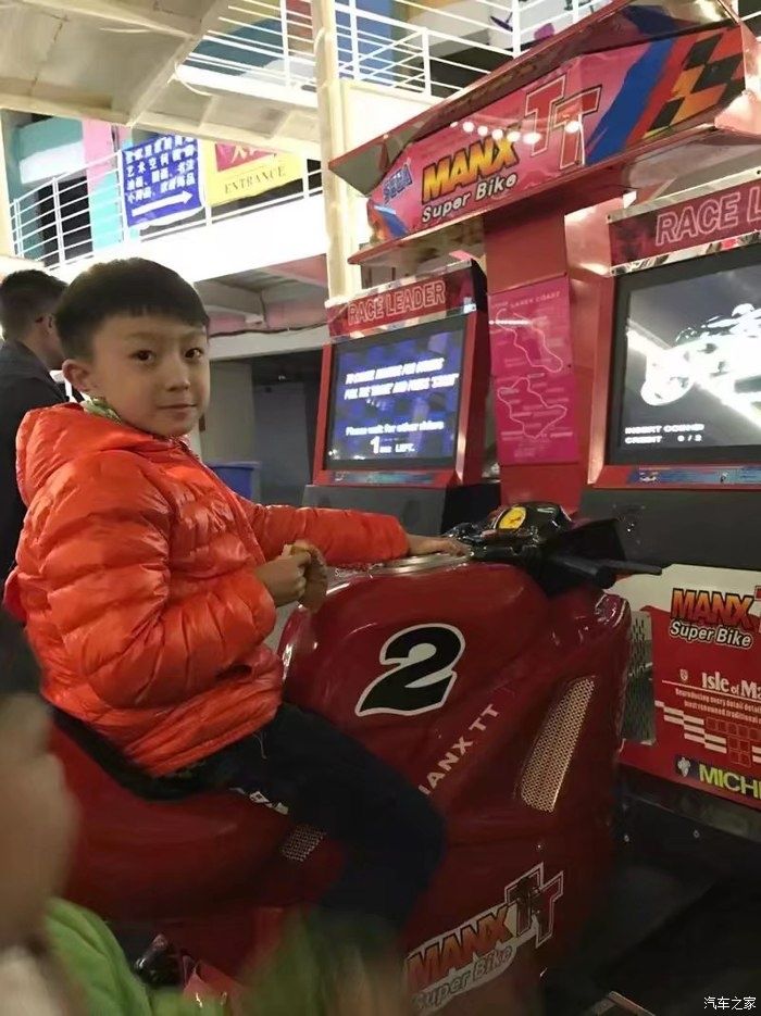  周末|周末和比亚迪e3一起，带孩子们出去玩儿！