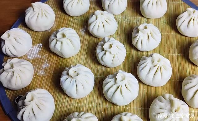 芹菜|包子从小吃到大,还是这种馅最好吃,鲜香美味,一顿8个不够吃