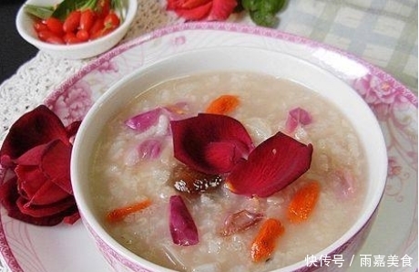  桂圆|玫瑰花桂圆粥，母亲节做一碗送妈妈，美容又养颜，妈妈一定喜欢