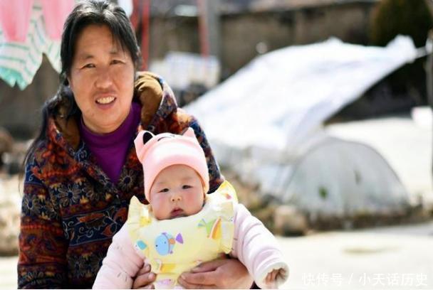 为啥|为啥现在姥姥成为带娃“主力军”？这3个优势，是奶奶所没有的