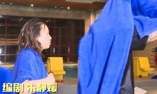 花絮|奔跑吧:泳池弹椅幕后花絮曝光,工作人员飞了近百次,只为了明星不受伤