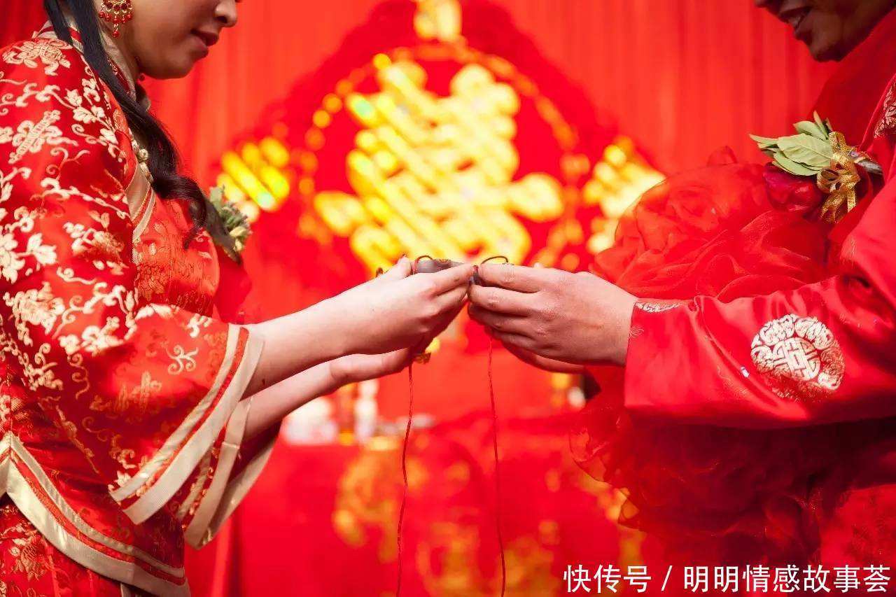 取消|新娘索要6万“开门费”，男人苦劝无果，转身霸气取消婚礼去离婚