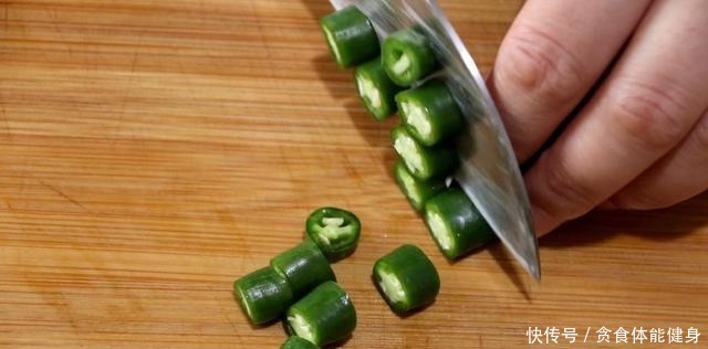 植物|这种海洋植物你吃过吗教你凉拌着吃,口感爽脆