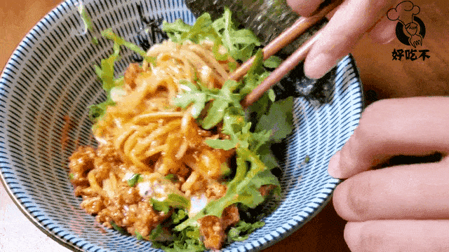  进去|纽约第一家日式油泼面+宝藏小酒馆新张！进去的居然都被上了一课？