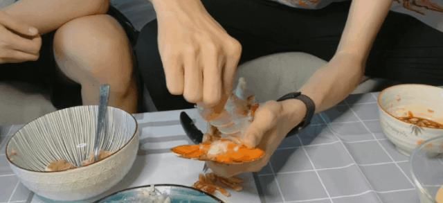 沉重|明日之后：价值300万金条，比喷气背包还贵重的神秘料理？