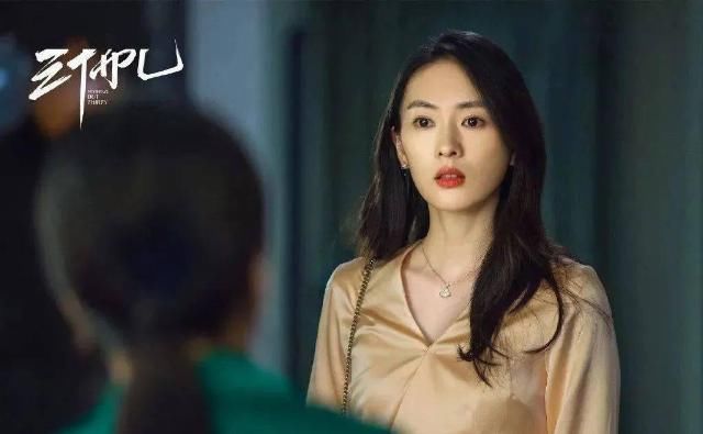 顾佳|《三十而已》:后来我买的香奈儿,没再发过朋友圈炫耀。