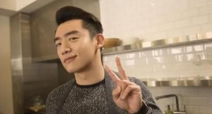 吓哭|郑凯有多输不起?当众甩脸吓哭华晨宇,三年后再同台态度却大转变