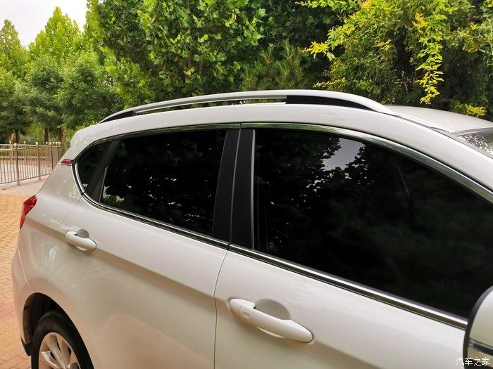  H2|为爱发声，有哈弗H2相伴，去公园采风