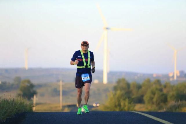  向海|和BMW越山向海：去见识高山，去经历人生海海 ｜路由记