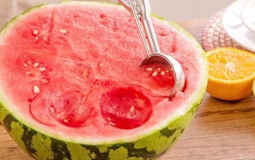 方式|看看各国吃西瓜的方式,忍了中国,忍了韩国,看到印度的愣住了