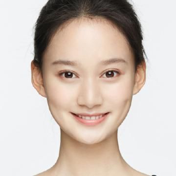  特别|北电第一的夏梦有多牛？还未出道就被王京花签下，以后前途无量