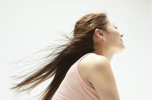  睡眠|睡觉可以缓解人的疲劳感，可是有些人越睡越困，这是为什么呢？