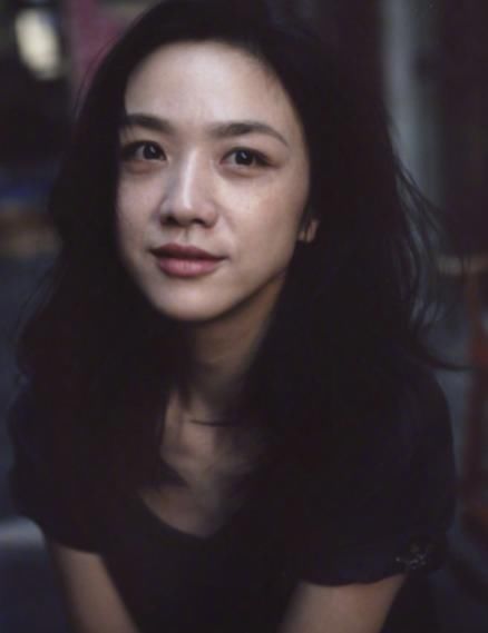  大变样|有种“胶原蛋白流失”叫汤唯！婚后6年大变样，看到近照生图：我眼花了吗？