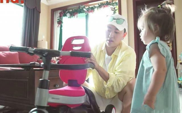 想生|“我不要爱情，但想生娃”，50万买精生子的叶海洋，用钱打败现实