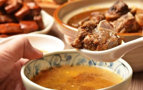 去除|羊肉怎么炖好吃?羊肉去除膻味的最佳方法有哪些?