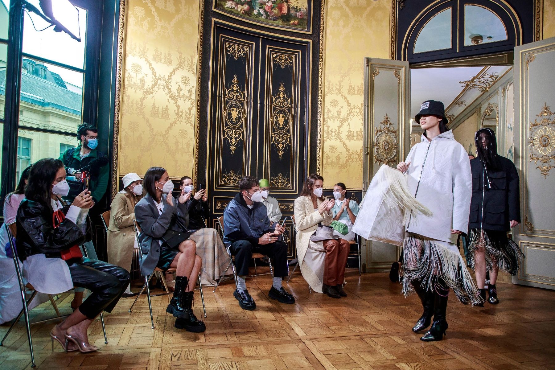 时装秀|巴黎时装周——Victoria Tomas品牌时装秀