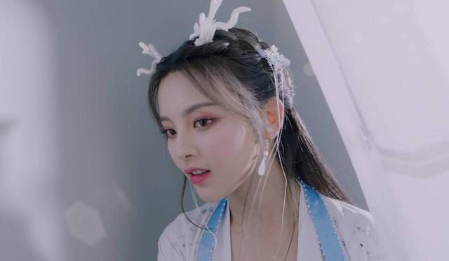  怀疑|《创3》导师官宣，归国二子惹关注，她代替肖战让人怀疑节目质量