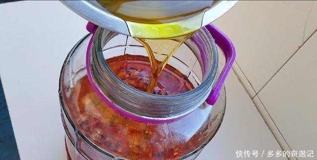 简单|在家做豆瓣酱,好吃不怕坏的诀窍,又香又辣,做法简单,一学就会