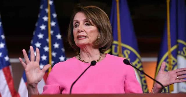 美国|落井下石!佩洛西:若特朗普败选后不离开白宫,就用烟熏出去