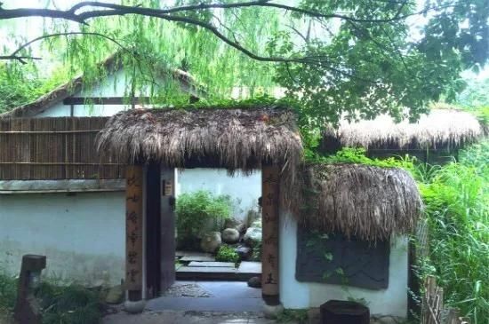  宝石山|0.5个亭子长啥样？这个夏天，西湖边这些地方不去会遗憾！