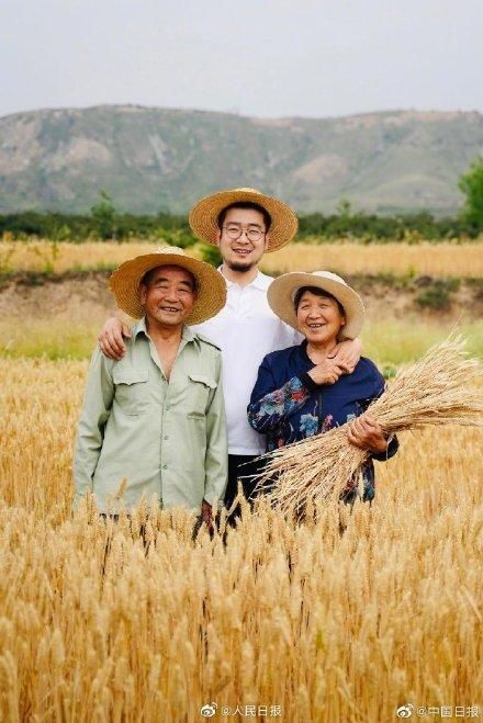 历史|90后小伙为上百位农村老人拍照：每个老人是一部历史