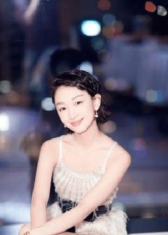 出众|长得丑却能红得一塌糊涂的7大女星,网友:前2名绝对是靠实力!