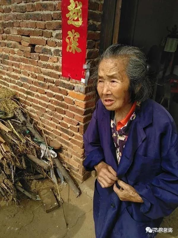 玉环|宋小女与张玉环的爱情故事:你还欠我一个拥抱