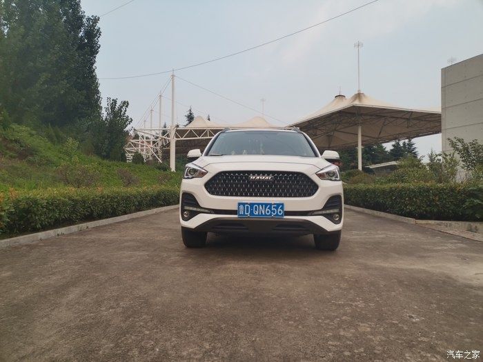  用车|颜值出众，空间宽敞，配置丰富，油耗不高，家庭用车首选哈弗M6！