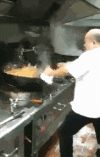  丢人|搞笑GIF趣图：我都想直接下去不表演了，太丢人了