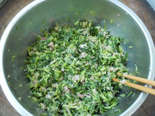  闻到|秋天不能错过这馅的饺子，比韭菜要清香脆口，闻到就流口水，过瘾