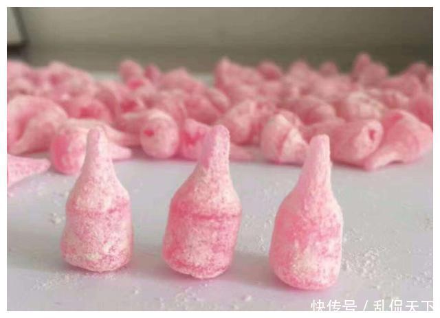 小学|30年前的中国零食,吃过3种的是小哥哥,全吃过的孩子都上小学了