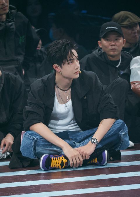  感受|最近的快乐全是王一博给的，你们感受到了吗！