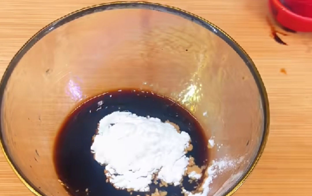  五花肉|1块五花肉，1个茄子，大厨教大家做一道肉末茄子，软软的特下米饭