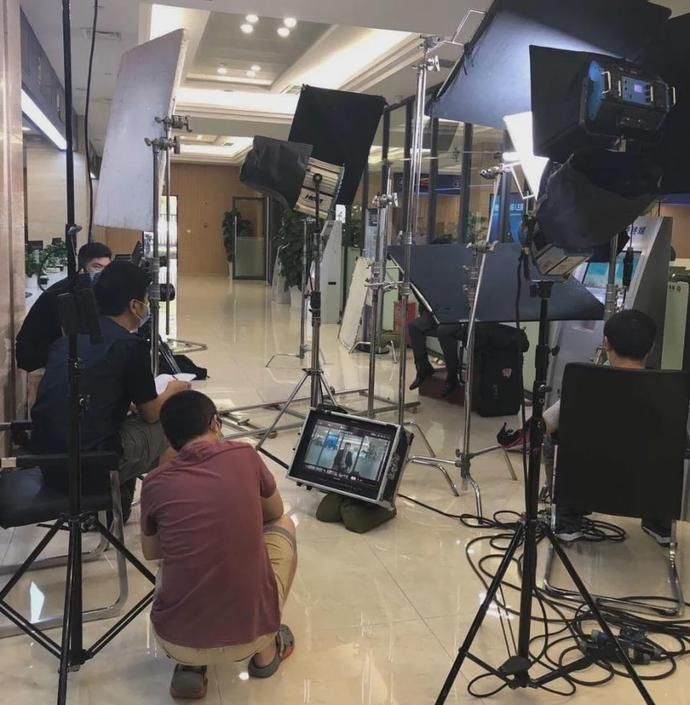  周末|还在想周末看什么电影？最新悬疑动作大片等你来吹爆！