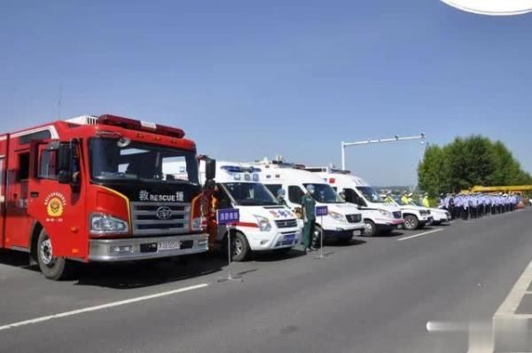  勃利|七台河市公安局联合多部门开展道路交通事故应急救援演练