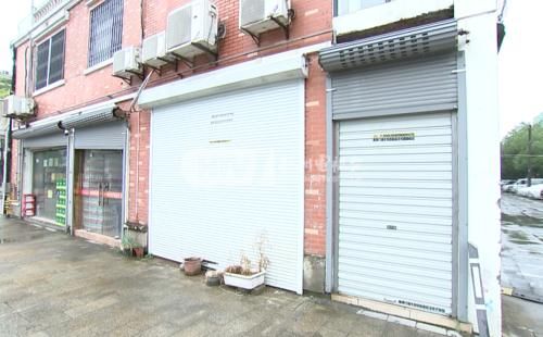 撬过|门完好无损，钱却莫名少了？半个月内发生五次，店主坐不住了…